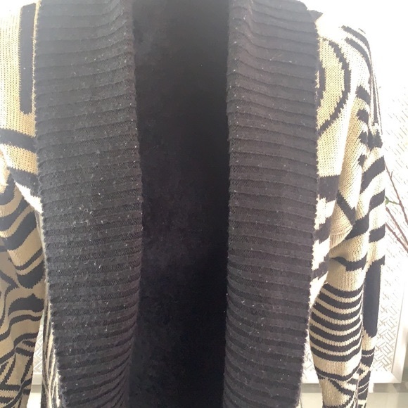 Say What Aztec Tribal Print Cardigan Sweater - Picture 2 of 10